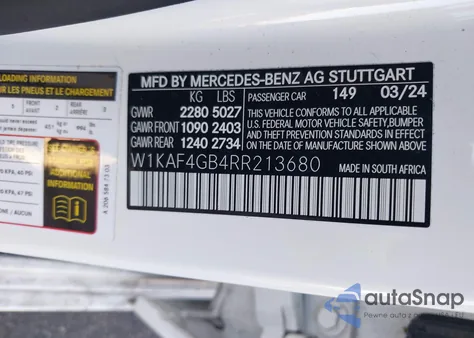 2024 Mercedes-Benz C 300 z USA, uszkodzony, nr VIN W1KAF4GB4RR213680